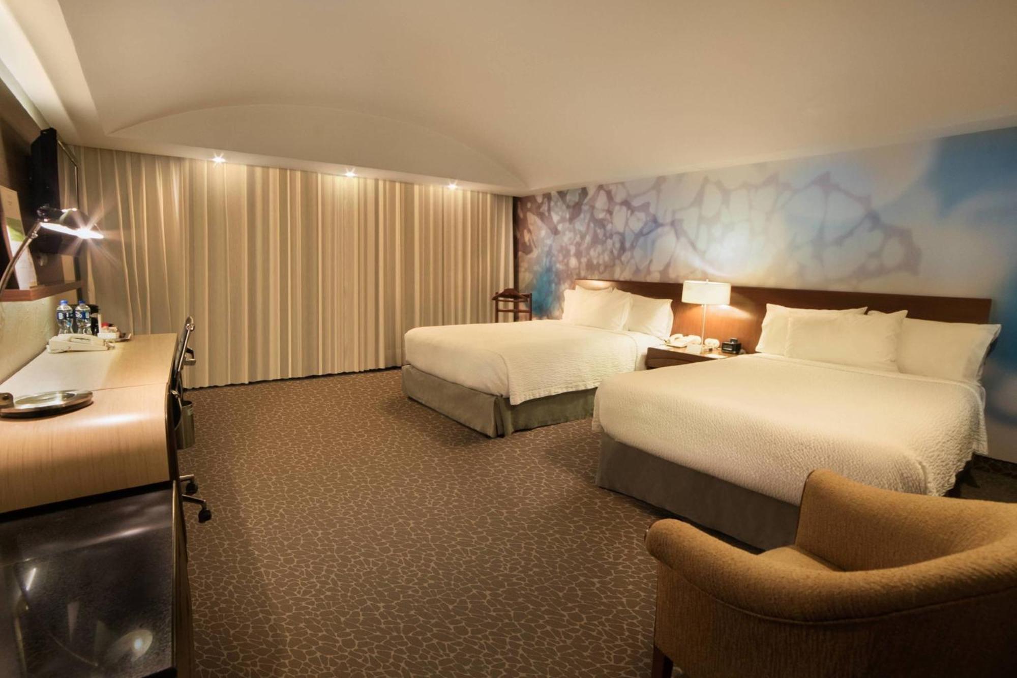 Courtyard By Marriott Revolucion Mexico-stad